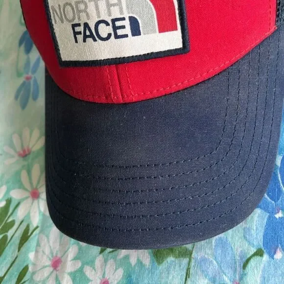 The North Face Mesh Trucker Mudder Hat - Picture 2 of 8